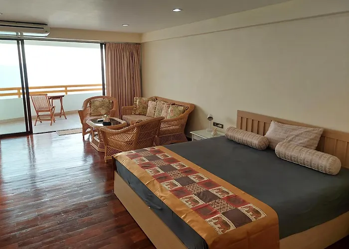 Sunshine Beach Condotel